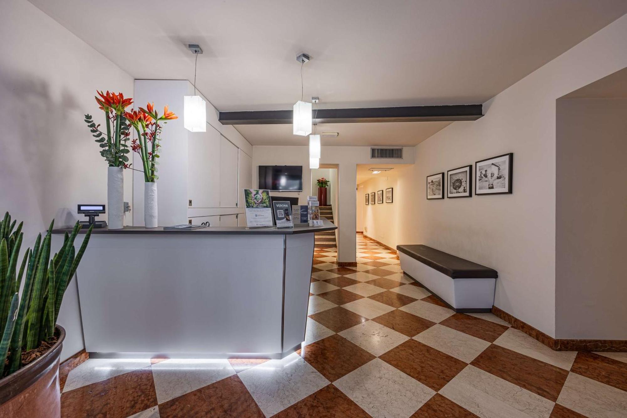 Best Western Hotel Armando เวโรนา ภายนอก รูปภาพ