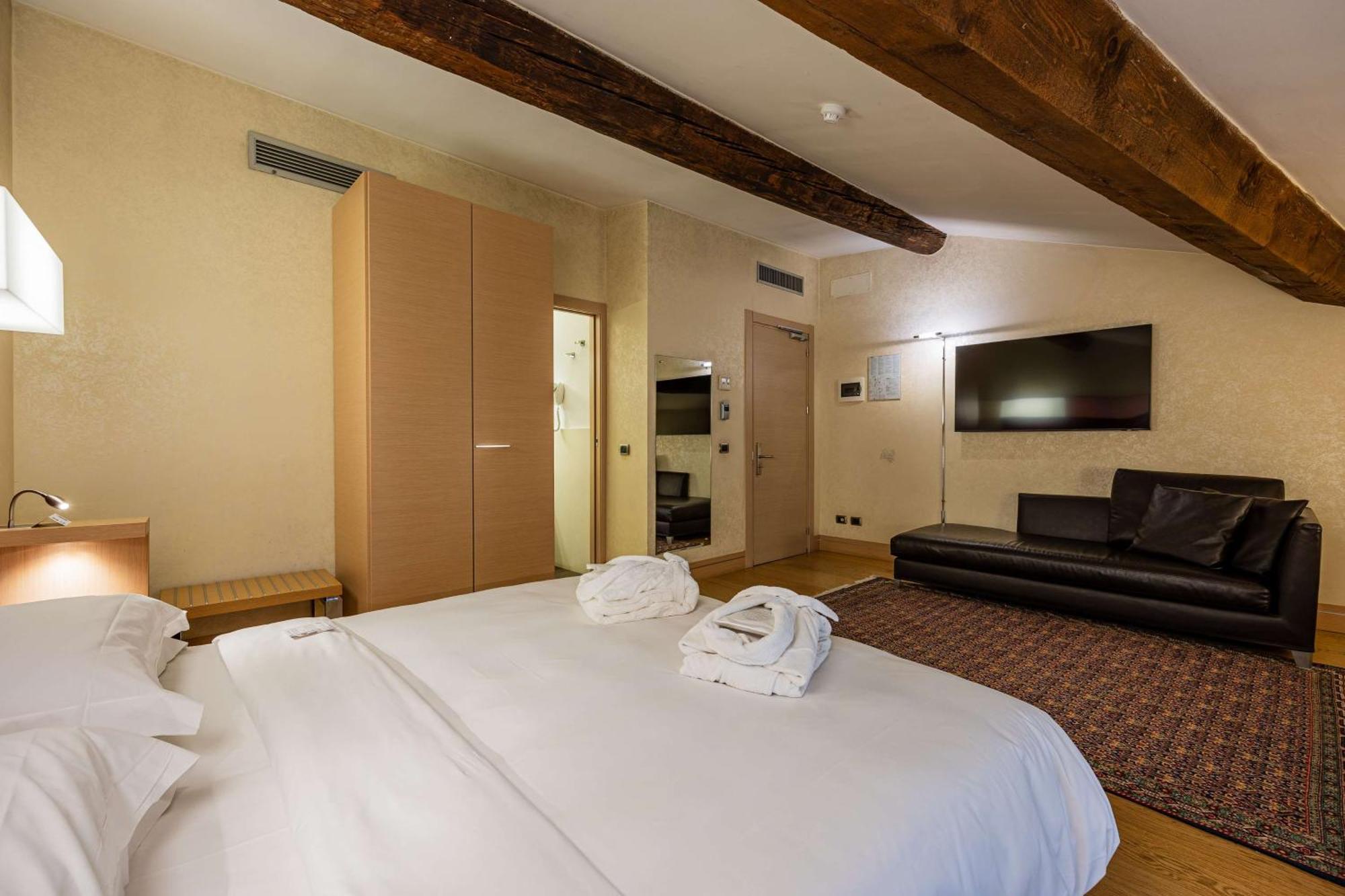 Best Western Hotel Armando เวโรนา ภายนอก รูปภาพ