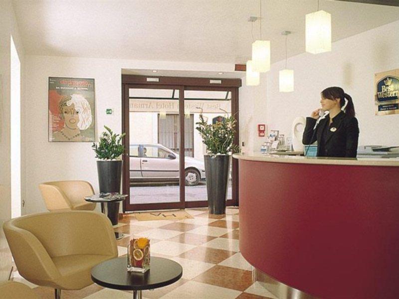 Best Western Hotel Armando เวโรนา ภายนอก รูปภาพ