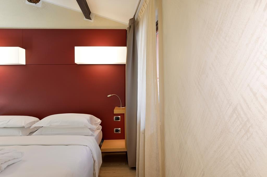 Best Western Hotel Armando เวโรนา ภายนอก รูปภาพ